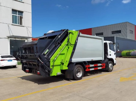 王力壓縮垃圾車廠家_東風(fēng)多利卡11方壓縮垃圾車價(jià)格 王力壓縮垃圾車廠家_東風(fēng)多利卡11方壓縮垃圾車價(jià)格