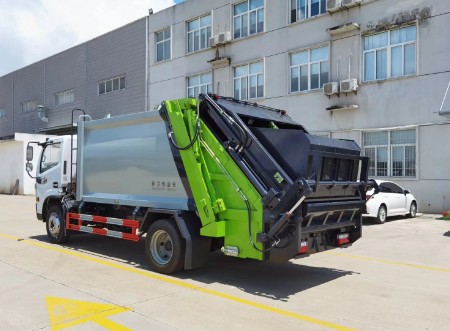 王力壓縮垃圾車廠家_東風(fēng)多利卡11方壓縮垃圾車價(jià)格 王力壓縮垃圾車廠家_東風(fēng)多利卡11方壓縮垃圾車價(jià)格